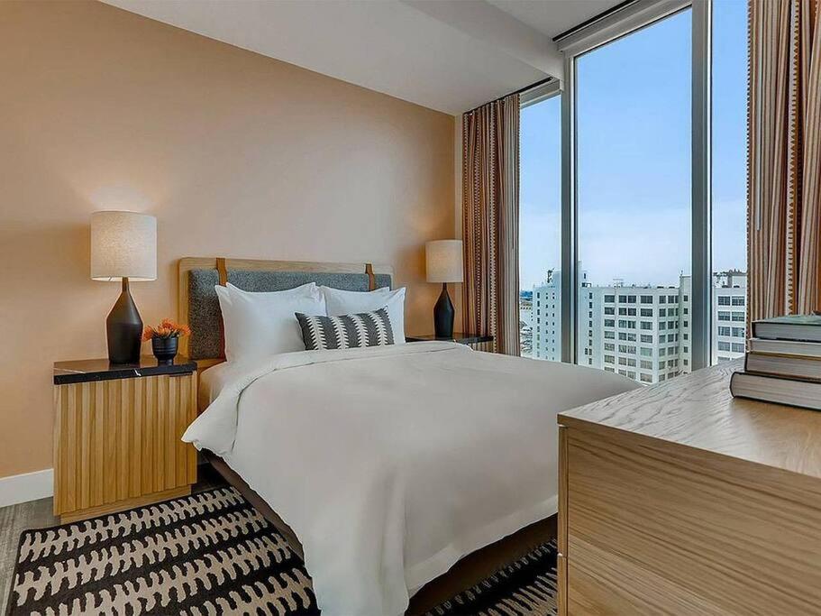 Top Floor High Rise 3 Bed Dtla Skyscraper Penthouse Los Angeles Luaran gambar